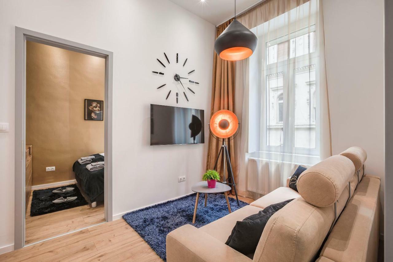 Budapest Broadway Apartment Exterior photo
