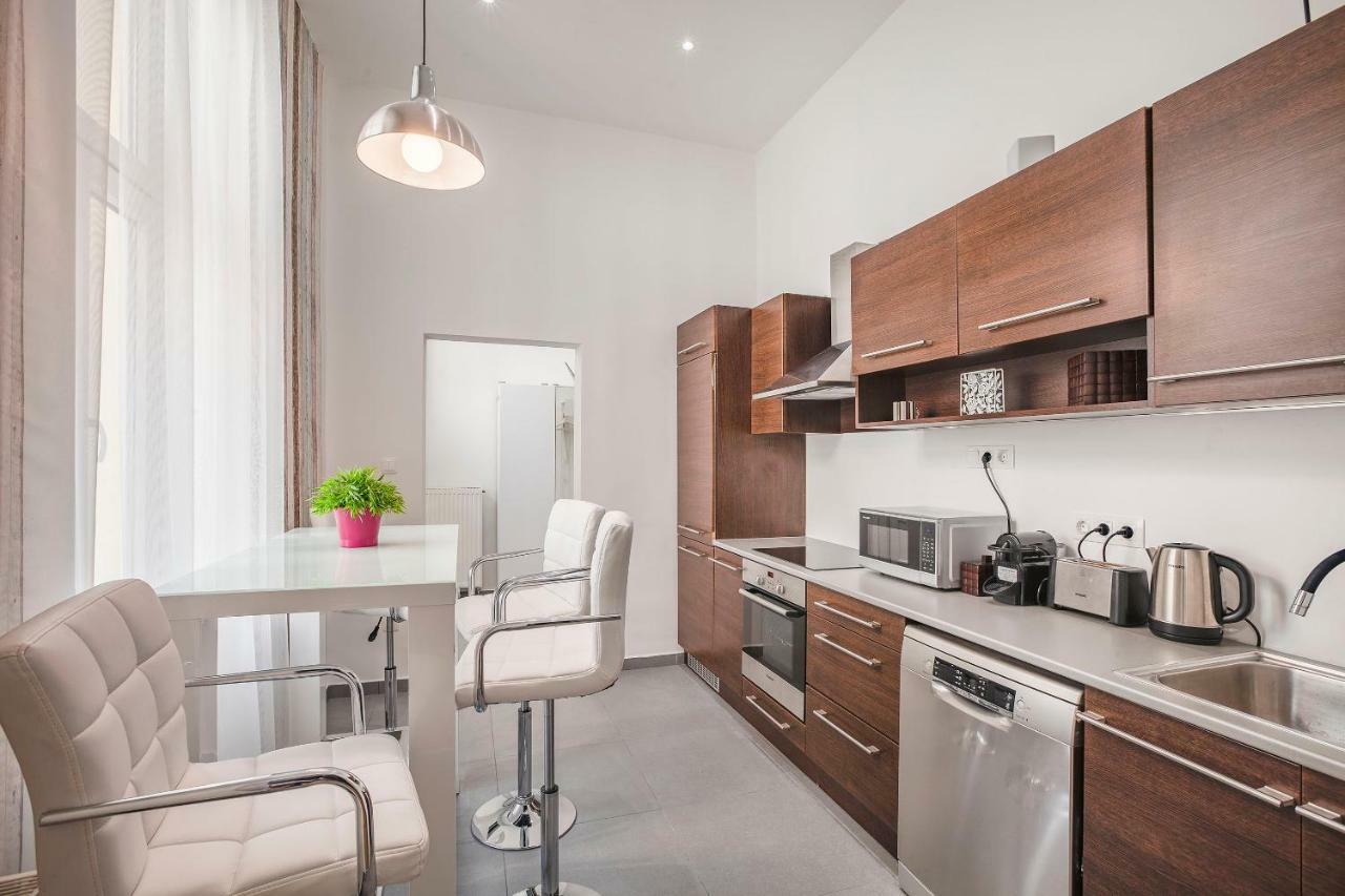 Budapest Broadway Apartment Exterior photo